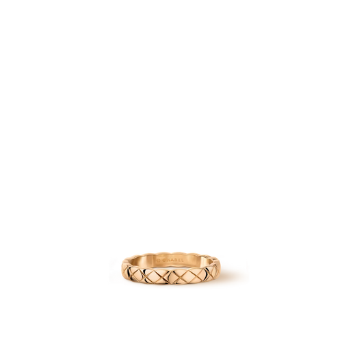 CHANEL Coco Crush Ring Quilted motif 18K Beige Gold | خاتم شانيل (ذهب وردي)