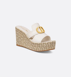 صندل كريستيان ديور 30 مونتين بكعب إسفيني للنساء | صندل ديور ذو نعل سميك (متعدد الألوان)