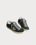 GOLDEN GOOSE Women's Super - Star in green suede, silver glitter star and leather heel tab | 黃金鵝 女款 Super - Star 綠色麂皮款,搭配銀色亮片星星與皮革後跟標籤(灰色) - LondonKelly 英國名牌代購
