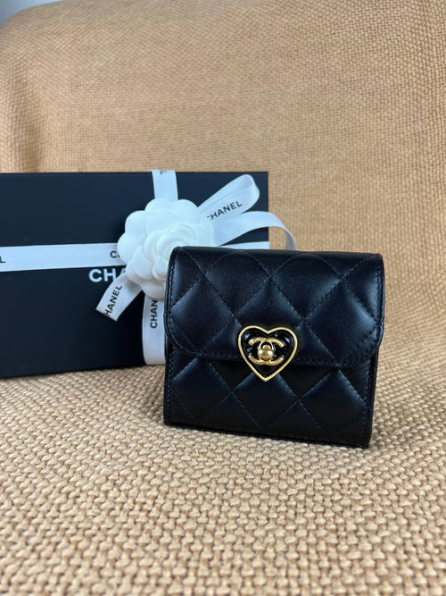 CHANEL 23P Heart Small Wallet on Chain | 香奈兒 銀包連鏈帶 (黑色)