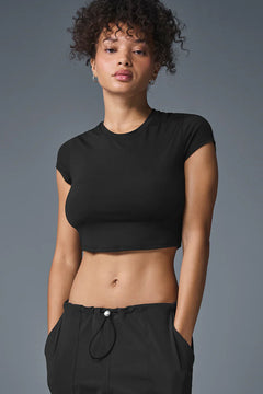 ALO YOGA Soft Crop Finesse Short Sleeve | 短版短袖上衣 (多色)