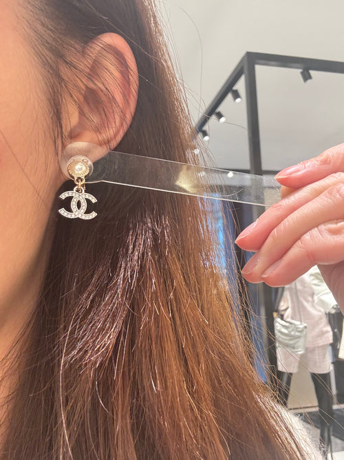CHANEL 24K ABE803B Clip Earrings | Chanel clip earrings (gold)