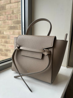 حقيبة سيلين نانو بحزام من الجلد المحبب | حقيبة سيلين (مقاس صغير/ألوان متعددة) 