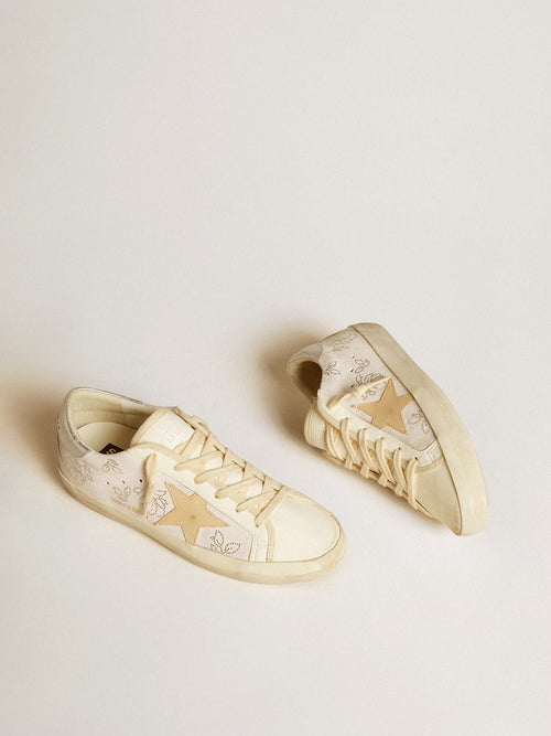 GOLDEN GOOSE Women's Super - Star LTD with Swarovski crystals and smoke gray leather star | 黃金鵝 女款 Super - Star LTD 搭配施華洛世奇水晶與煙灰色皮革星星（煙灰色） - LondonKelly 英國名牌代購